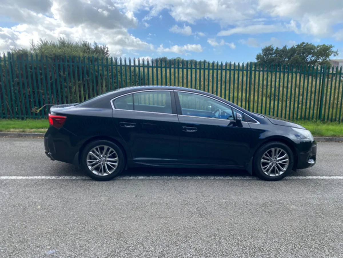 Toyota Avensis 1.6 D LUNA 4DR - Image 6