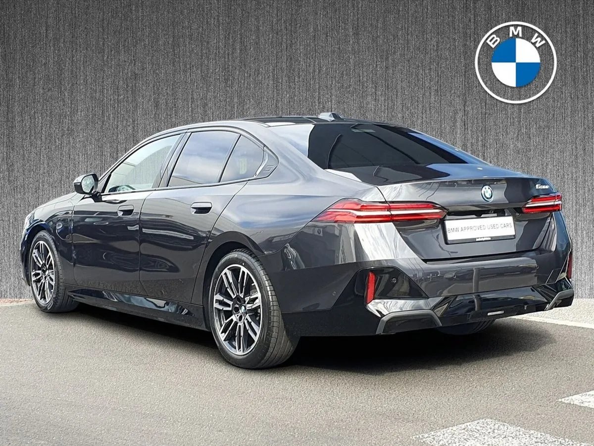 BMW 5-Series 530e M Sport Saloon - Image 2