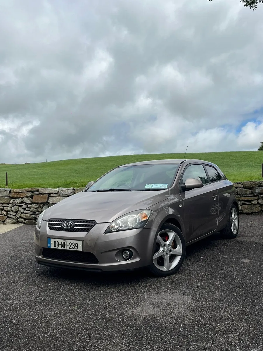 09 Kia Ceed - Image 2