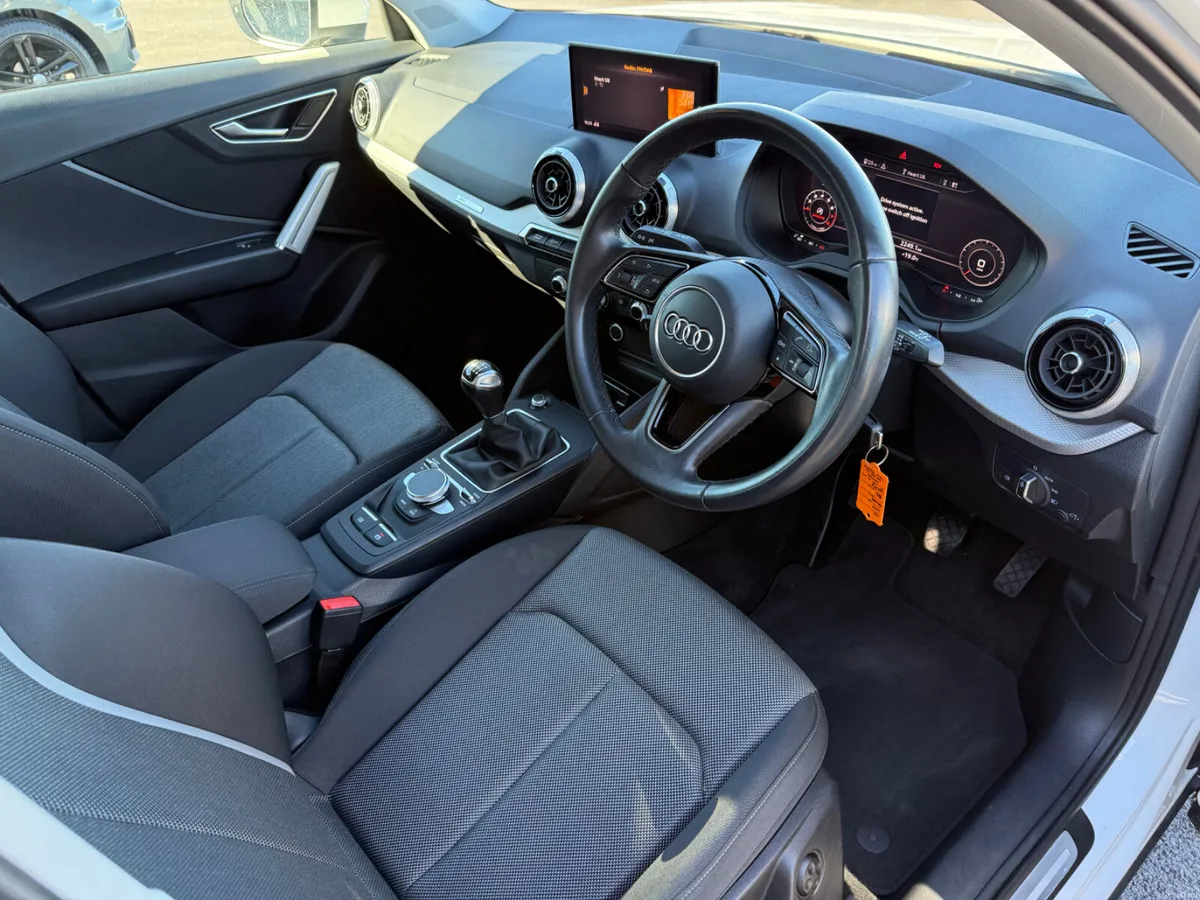 2021 Audi Q2 1.0L Sport - Image 2