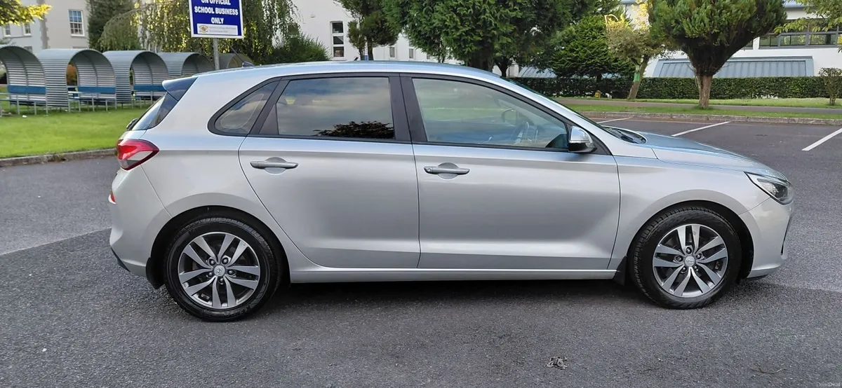 Hyundai i30 2018 Nct and Tax - Image 6