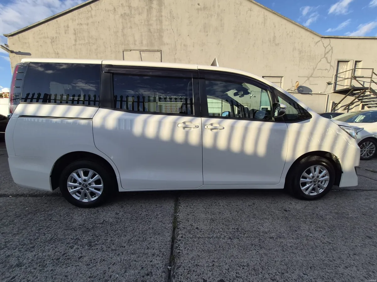 2020 Toyota Noah | 7 Seater - Image 6