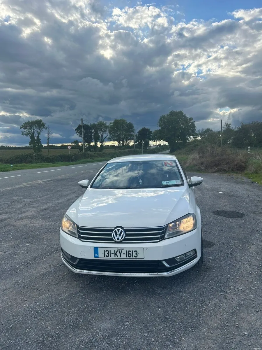 Car vw Passat - Image 2