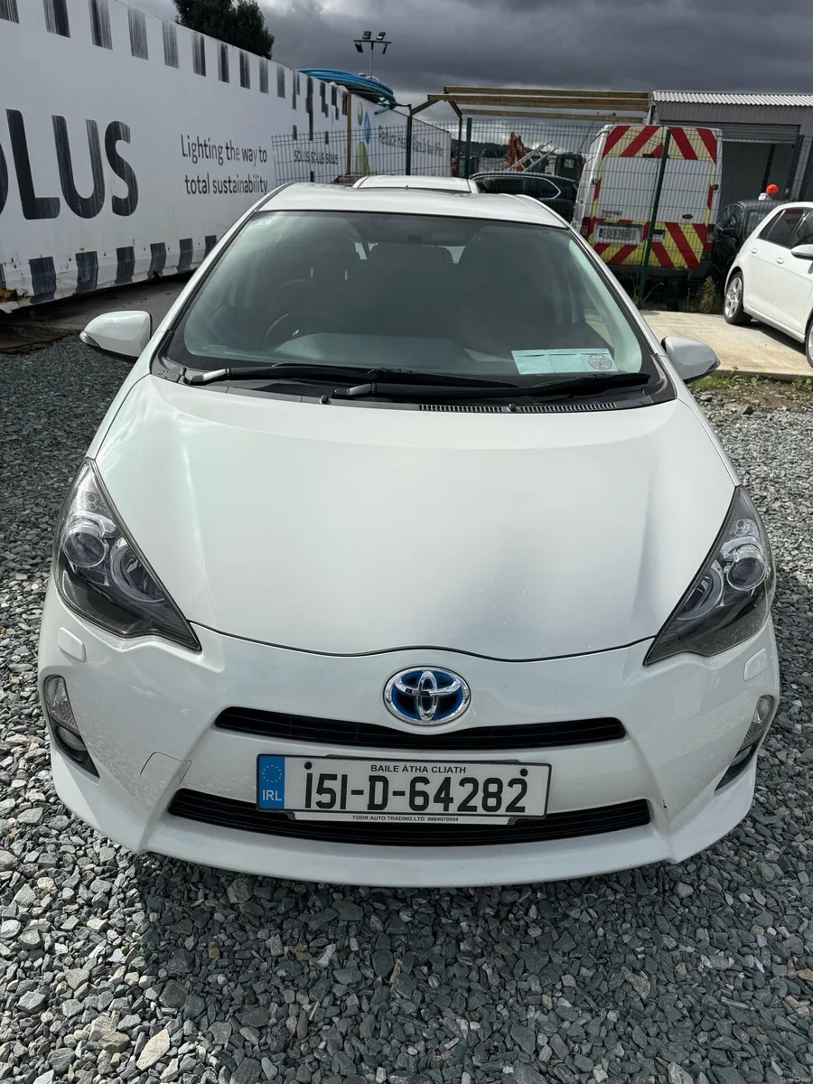 Toyota Aqua hybrid Automatic 2015 - Image 1