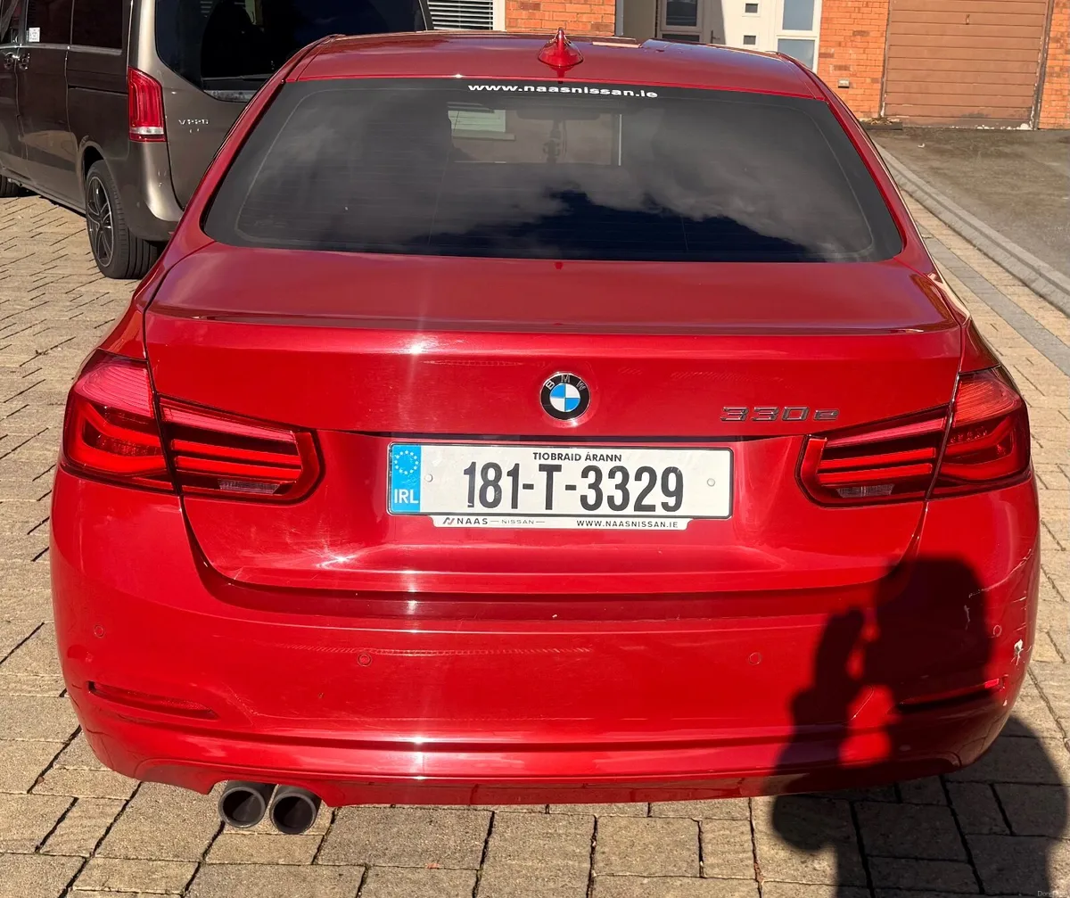 BMW 3-Series 2018 - Image 6