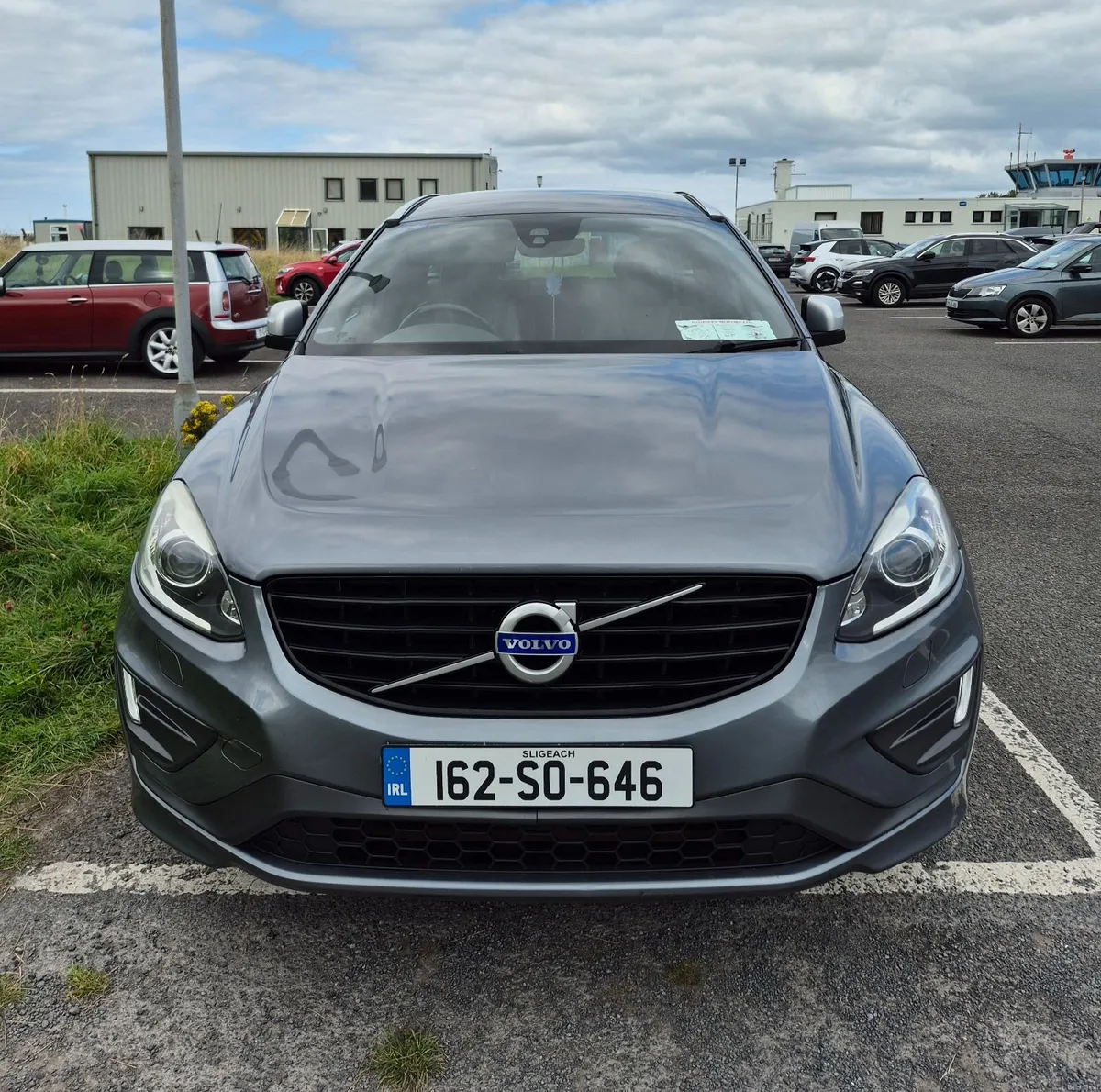 Volvo XC60 2016 only 130000 km - Image 1