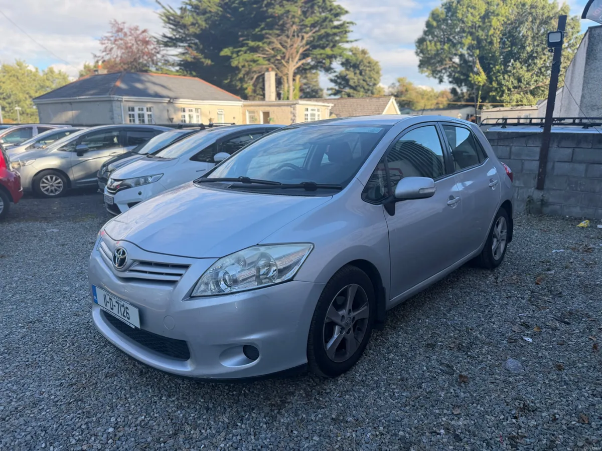 Toyota Auris 2011 - Image 5