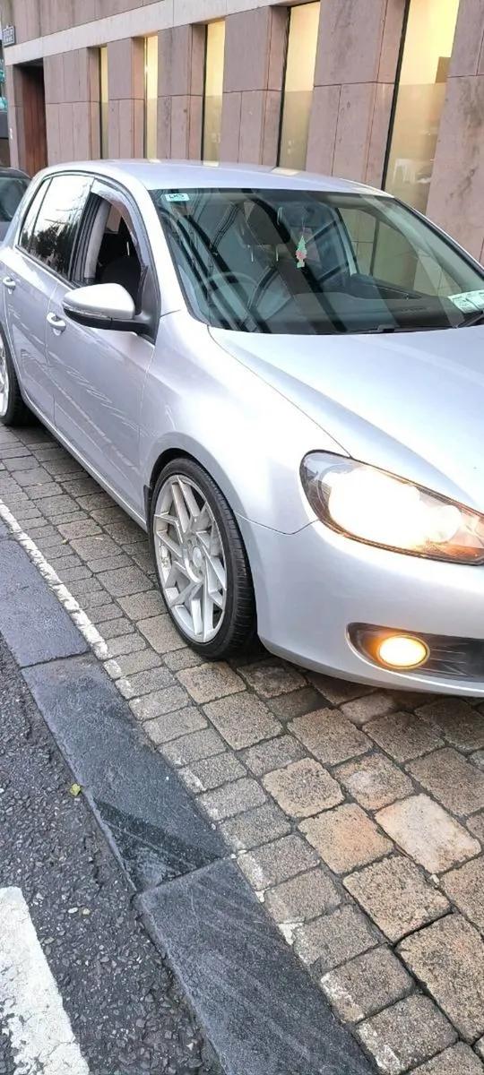Golf 1.6tdi 2010 - Image 4