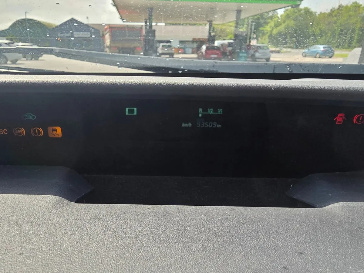 Toyota Prius 2009 - Image 5