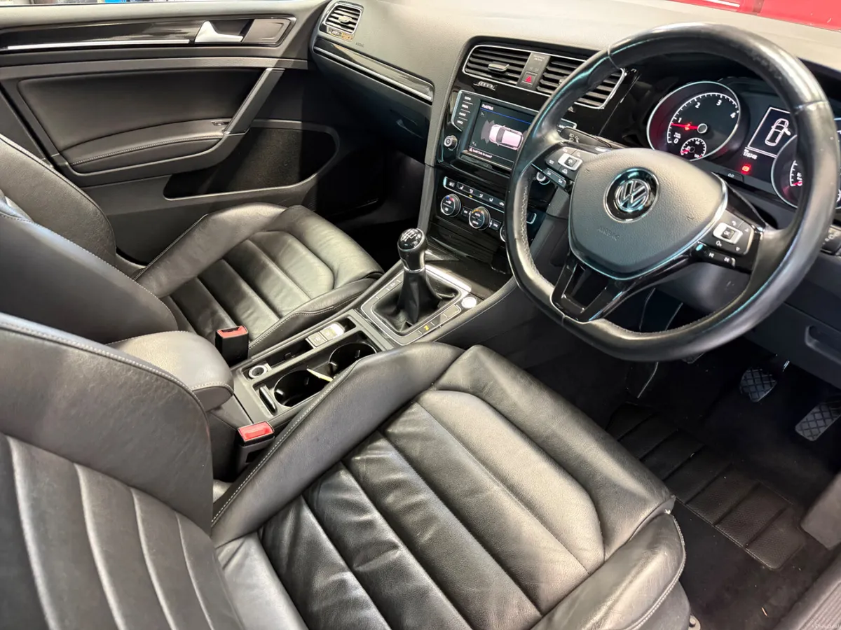 2017 Volkswagen Golf Highline 1.6 Tdi - Image 5