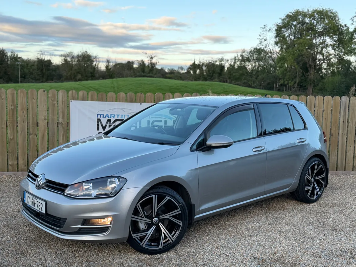 2017 Volkswagen Golf Highline 1.6 Tdi - Image 1