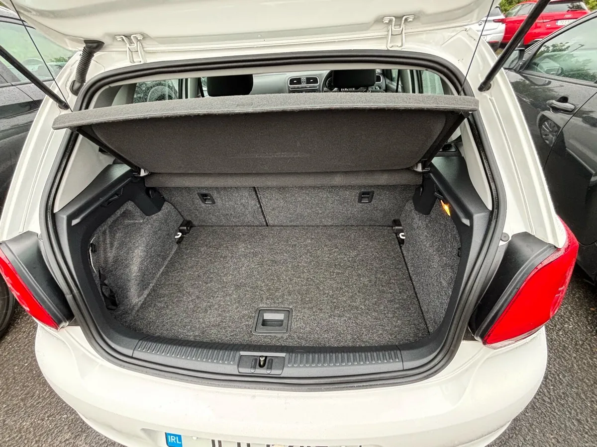VOLKSWAGEN POLO 1.2 Petrol Automatic - Image 5