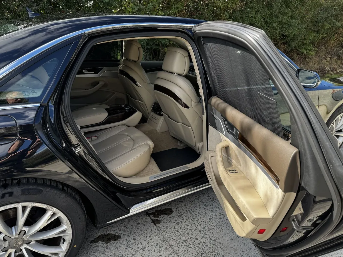 Audi A8L 2014 - Image 3