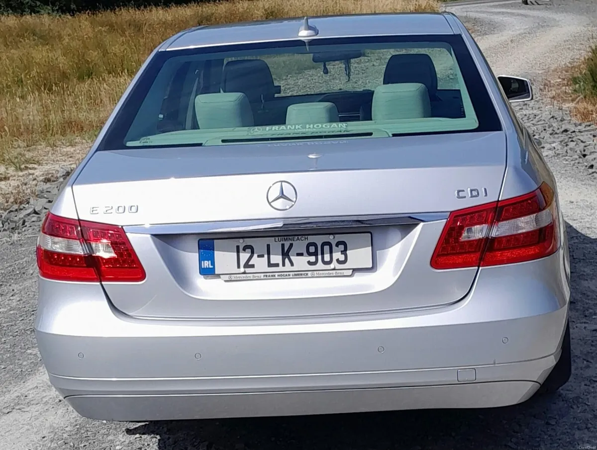 2012 Mercedes E200 CDI - Image 2