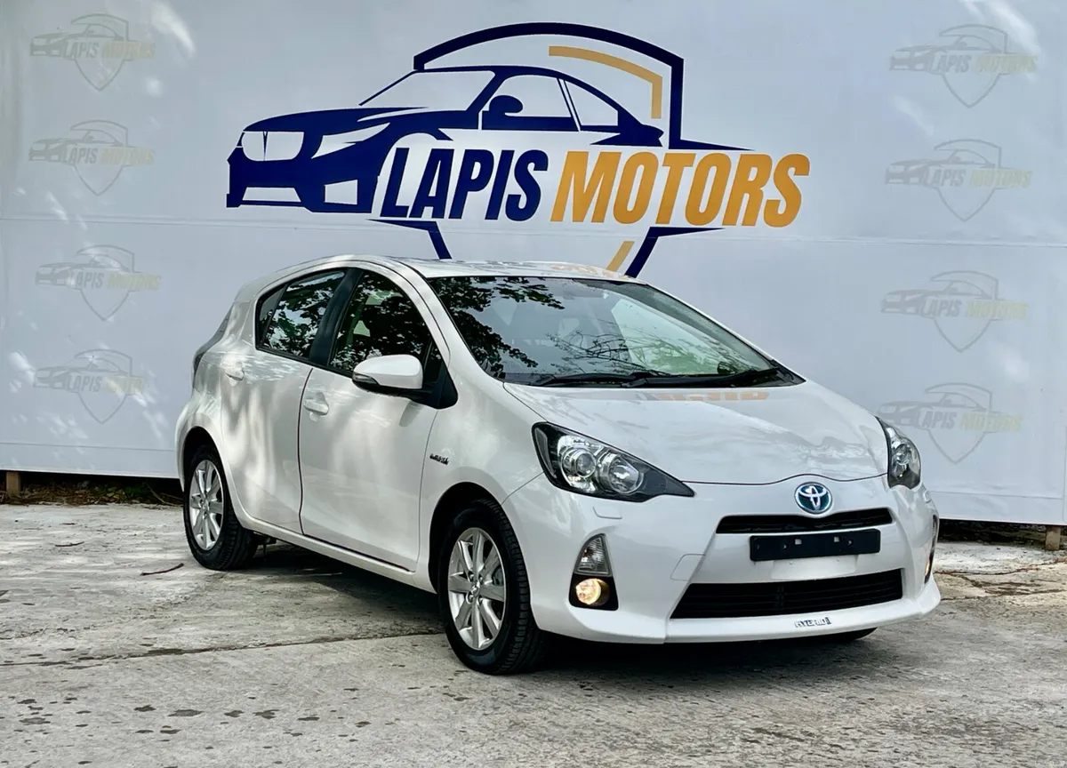 Toyota Aqua 2014 - Image 6