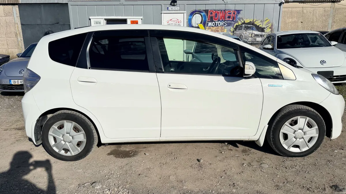 2013 Honda Fit Hybrid 82K - Image 4