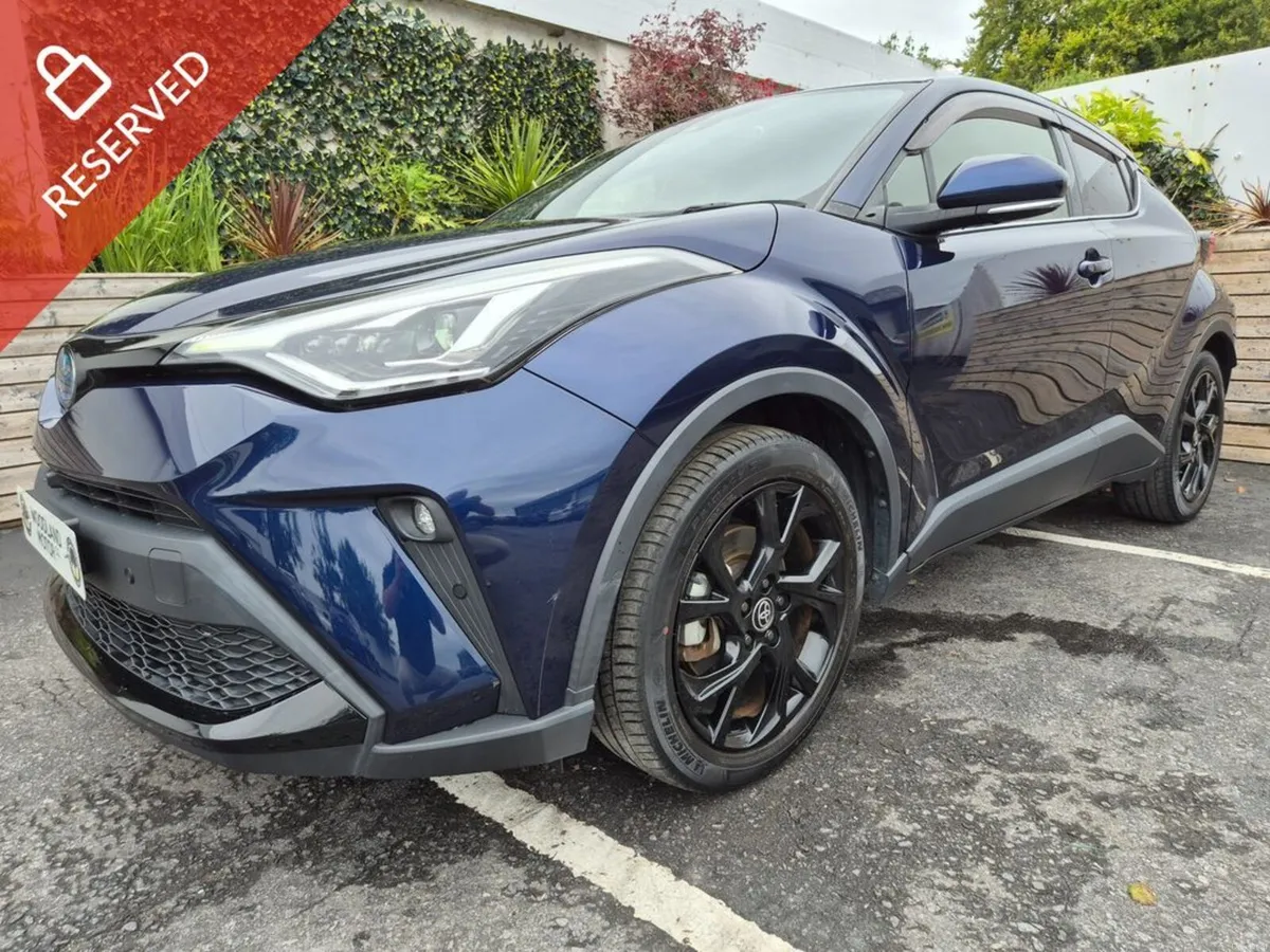 Toyota C-HR 1.8 HYBRID / SOL G-PACK NERO EDITION W - Image 1