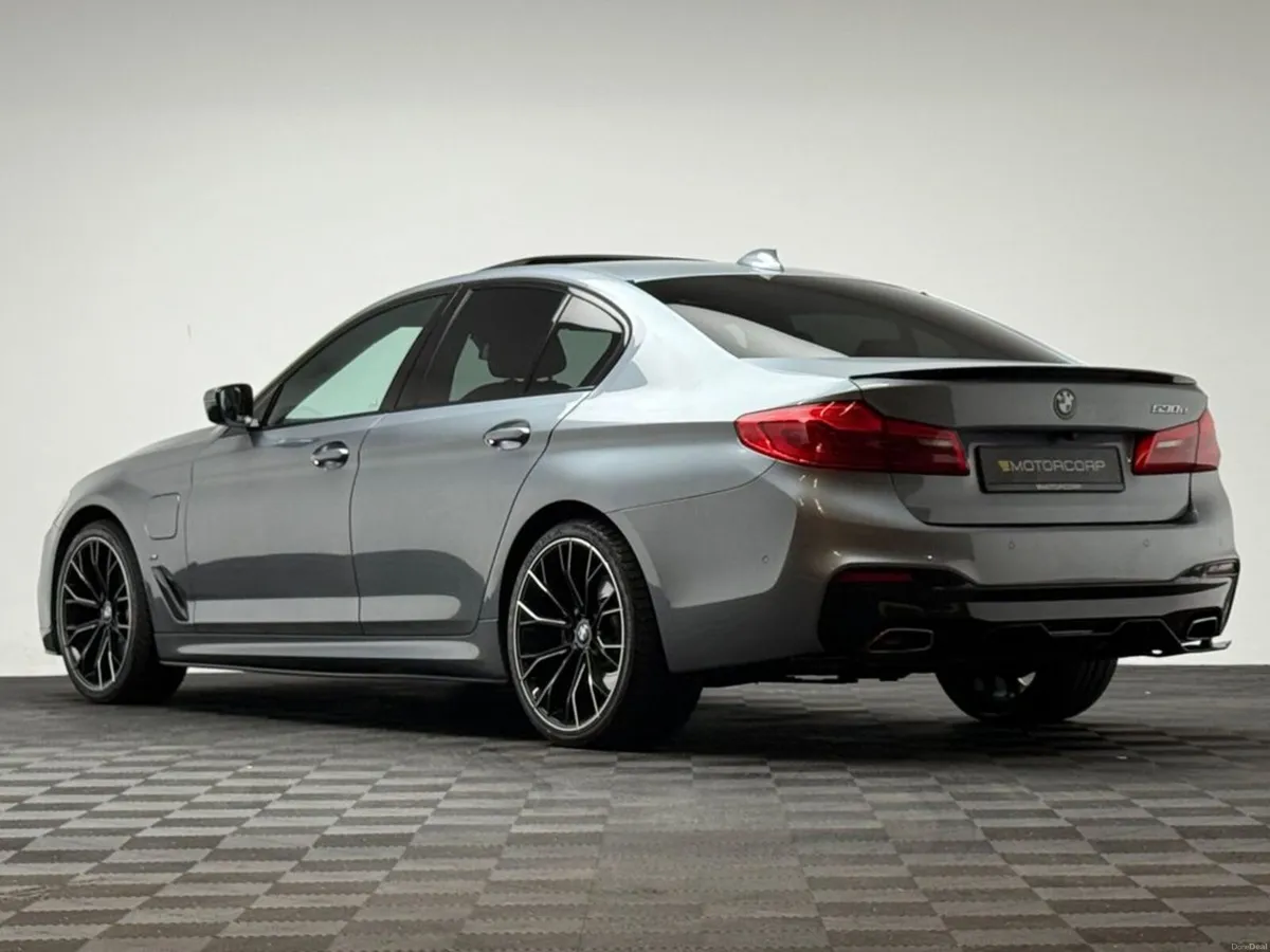 BMW 5-Series 530E M SPORT - Image 5