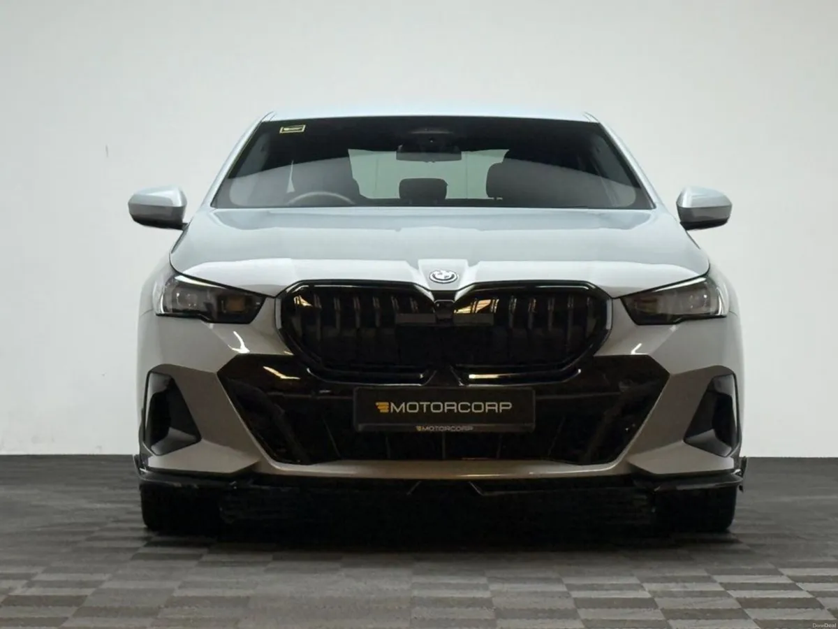 BMW i5 40 M SPORT EDRIVE - Image 2