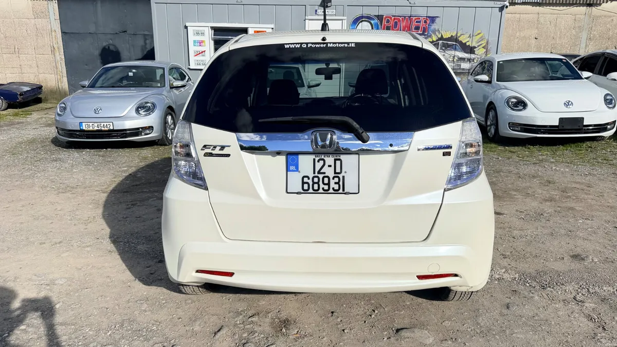 2012 Honda Fit AUTOMATIC - Image 5