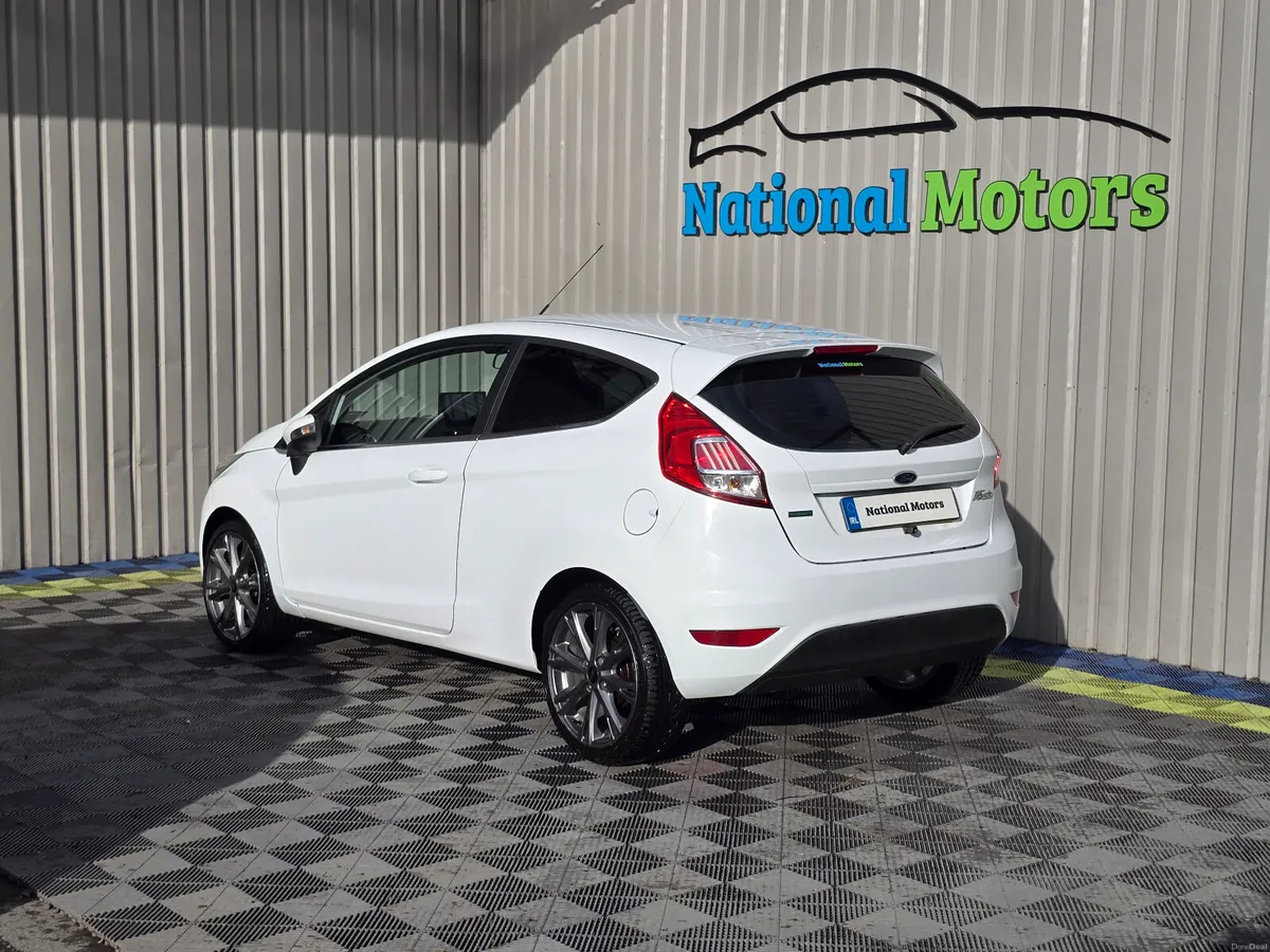 2014 Ford Fiesta SPECIAL ZETEC 1.0 PETROL - Image 6