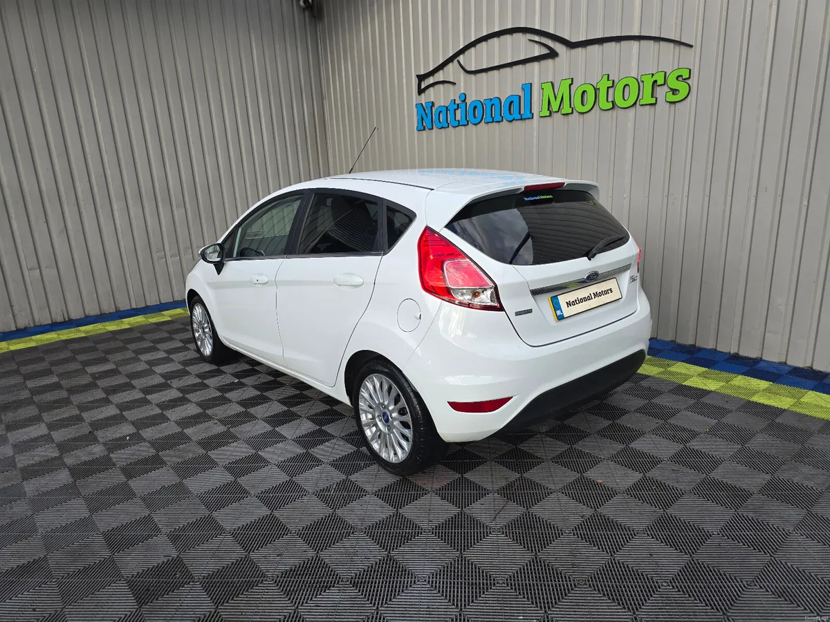 2015 Ford Fiesta TITANIUM 1.0 Petrol - Image 5