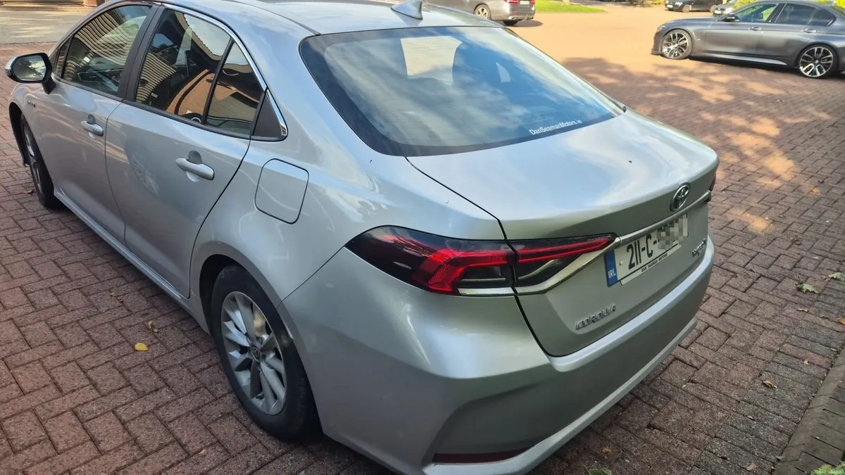 Toyota Corolla 2021 - Image 2