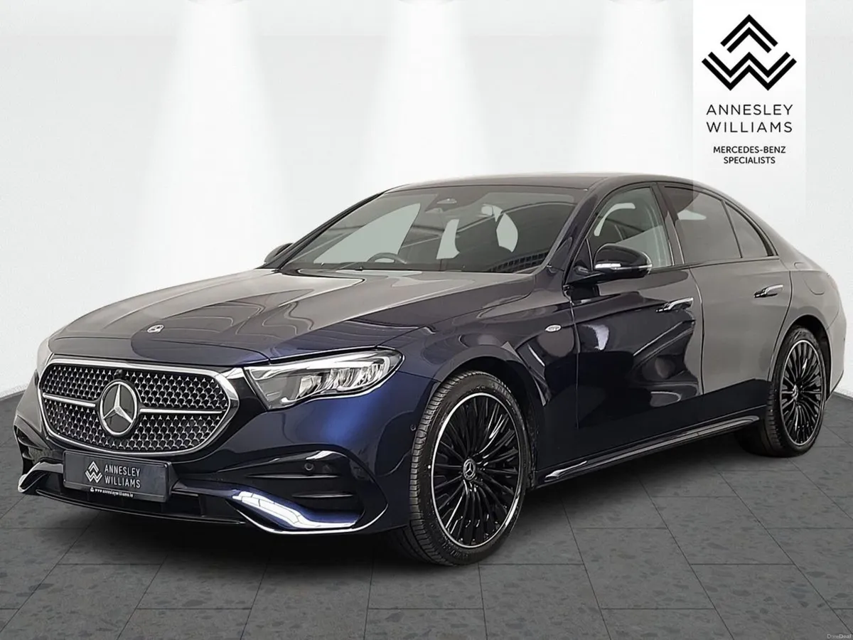 Mercedes-Benz E-Class E300e Urban Edition - Image 3