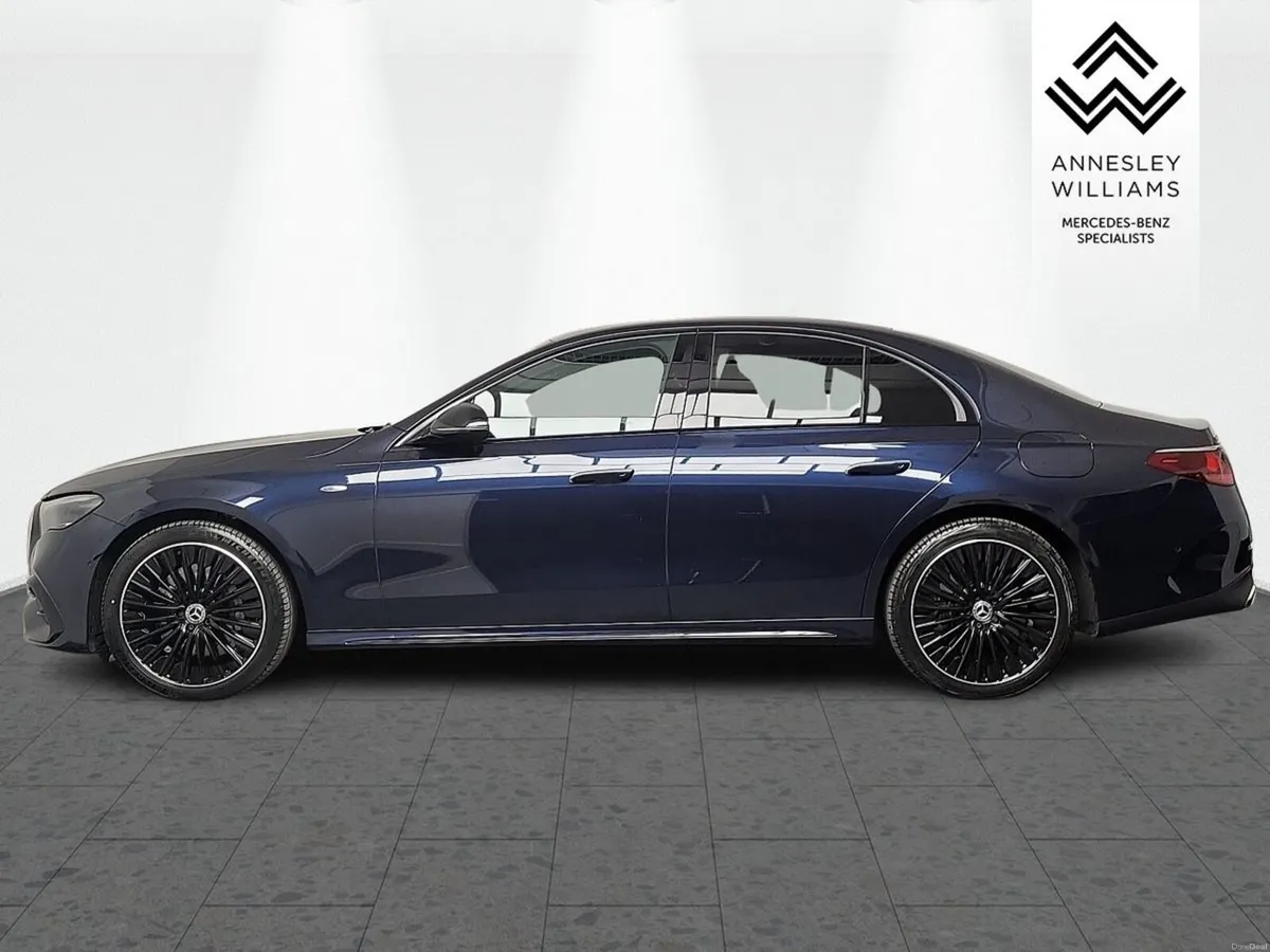 Mercedes-Benz E-Class E300e Urban Edition - Image 5