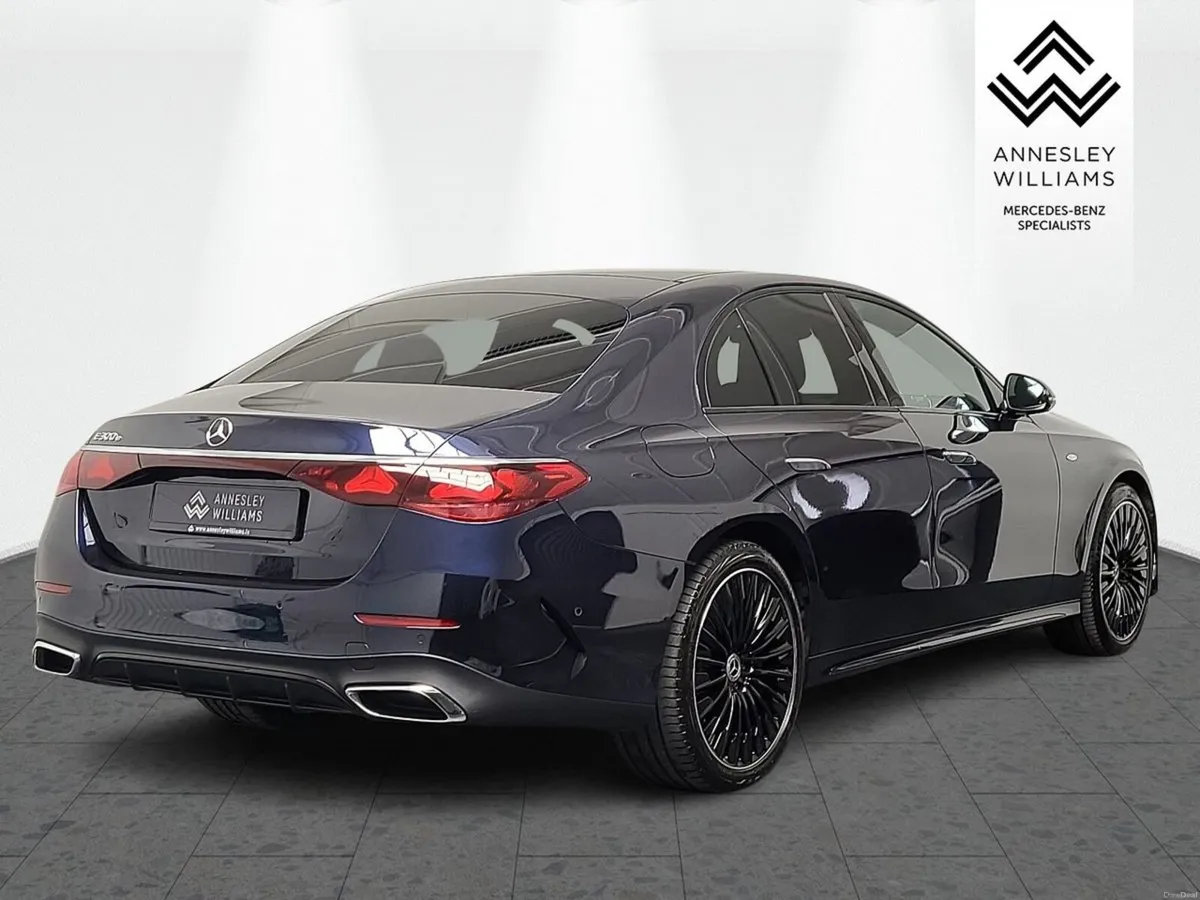 Mercedes-Benz E-Class E300e Urban Edition - Image 6