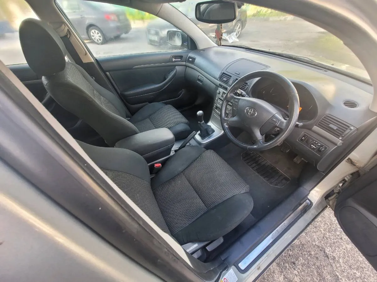 Car - Image 4