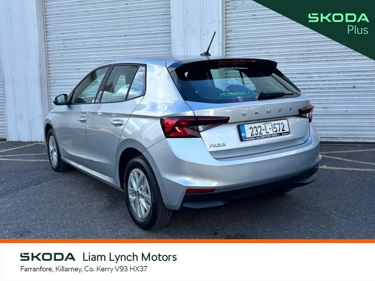 Skoda Fabia AMBITION 1 LTR 65 BHP - Image 3