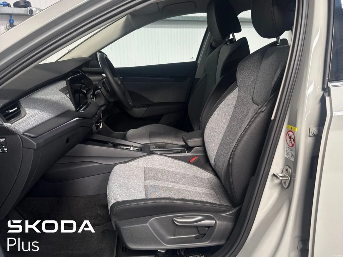 Skoda Octavia Selection+ 1.5TSI 115HP DSG mHEV - Image 4