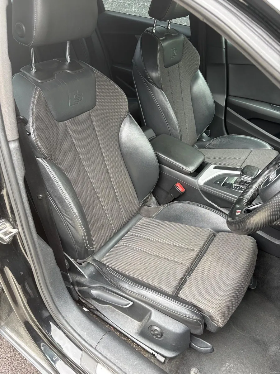 2017 Audi A4 S-line Black Edition Styling Auto - Image 4