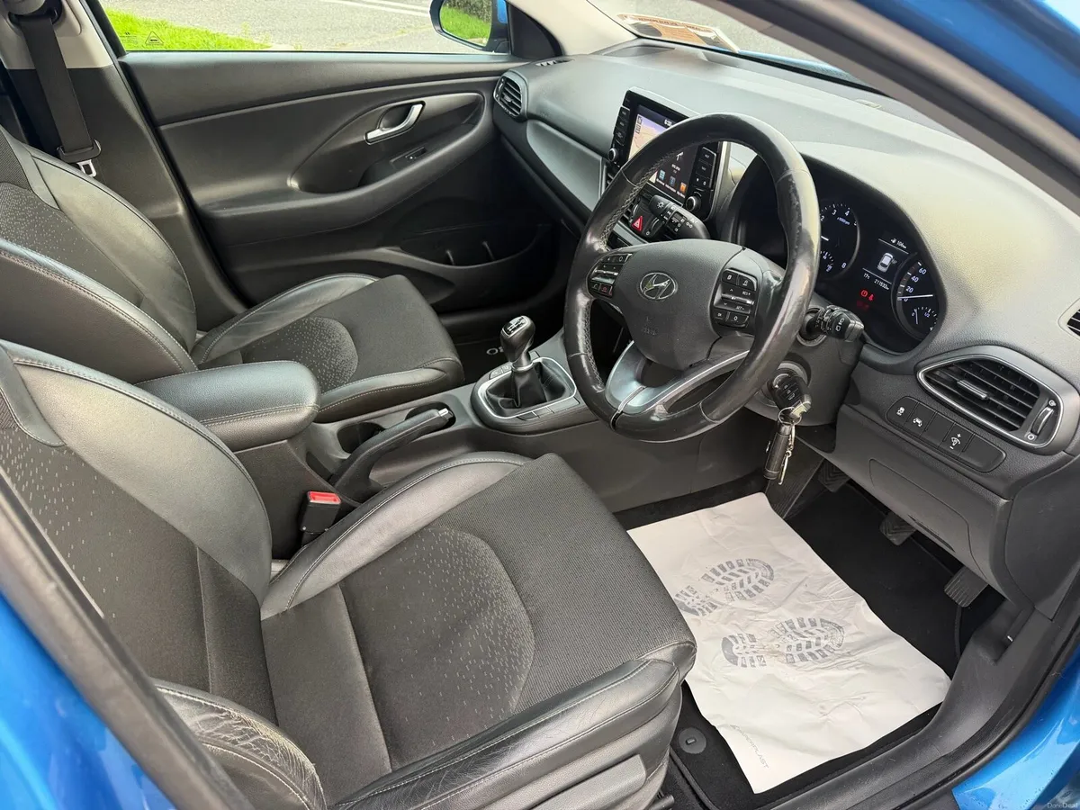 171 Hyundai i30 Deluxe plus 5DR - Image 5