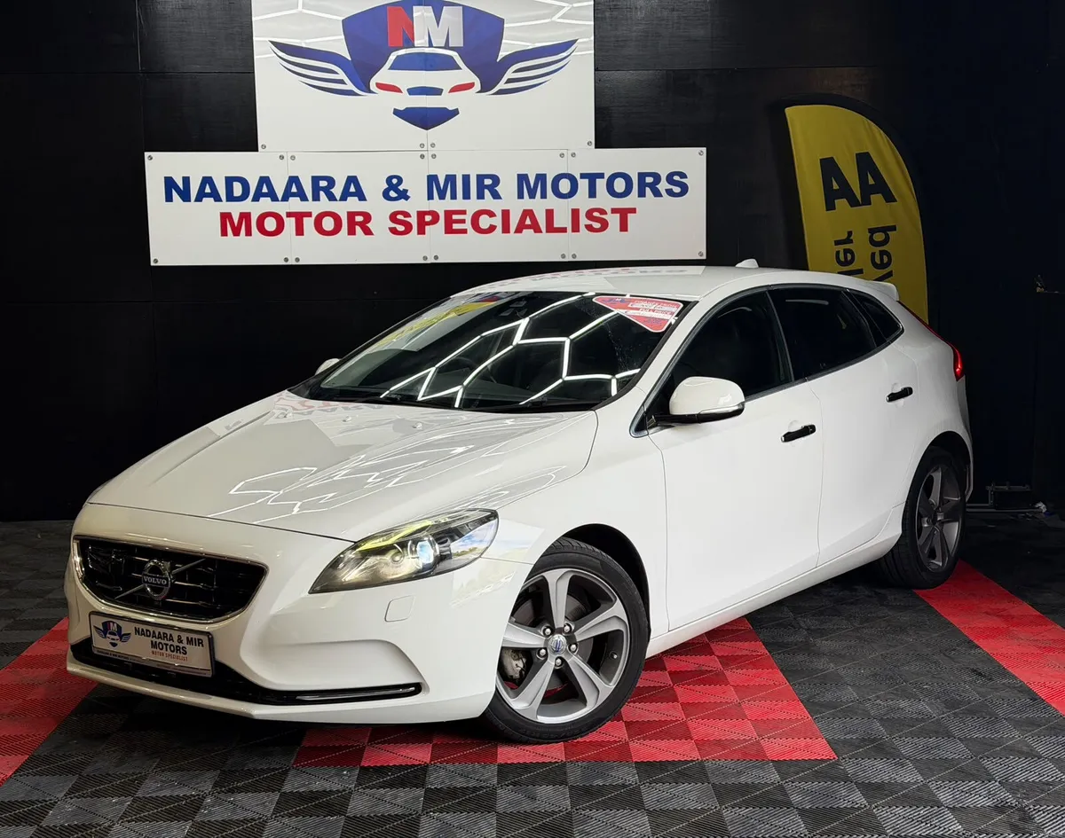 VOLVO V40 2015 AUTO WARRANTY AA APPROVED FULL EXTR - Image 2