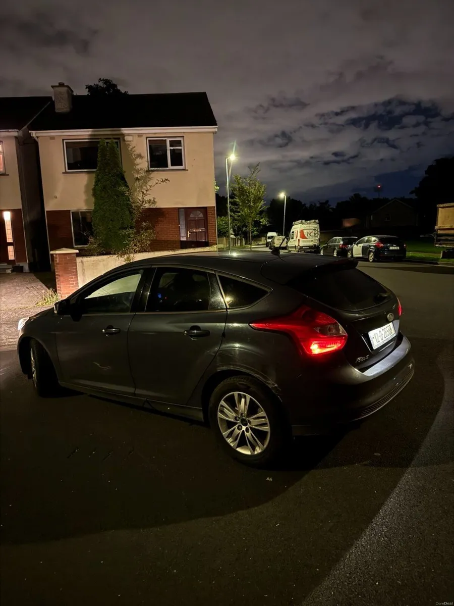 Ford Focus 2012 - Image 4
