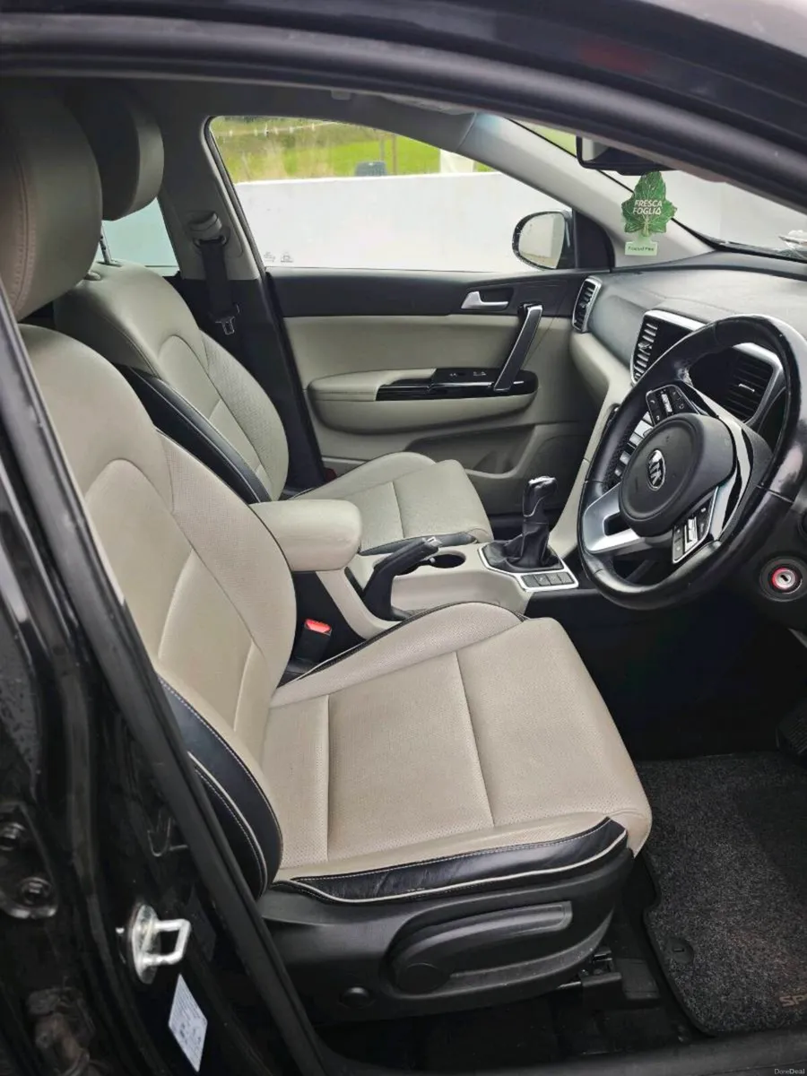 Kia Sportage 2021 - Image 6