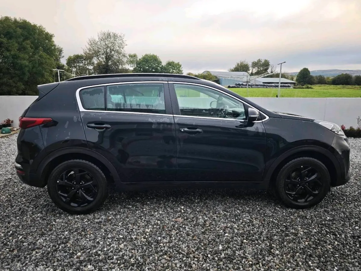 Kia Sportage 2021 - Image 2