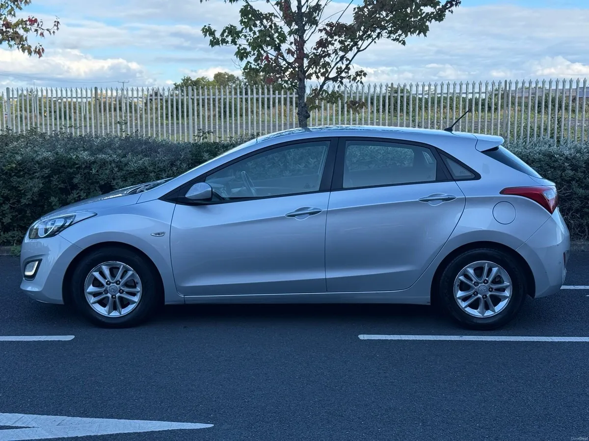 12 Hyundai i30 190k miles NCT 04/27 Tax 11/26 - Image 2