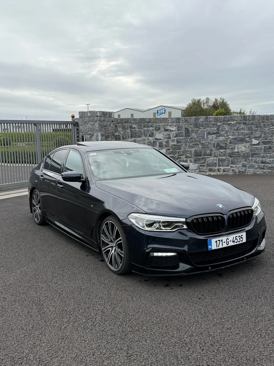 Sunroof 530D G30 2017 - Image 2