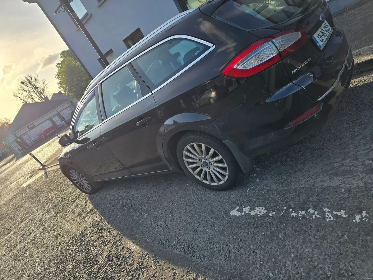 2013 Ford Mondeo Estate (Titanium Spec) - Image 1