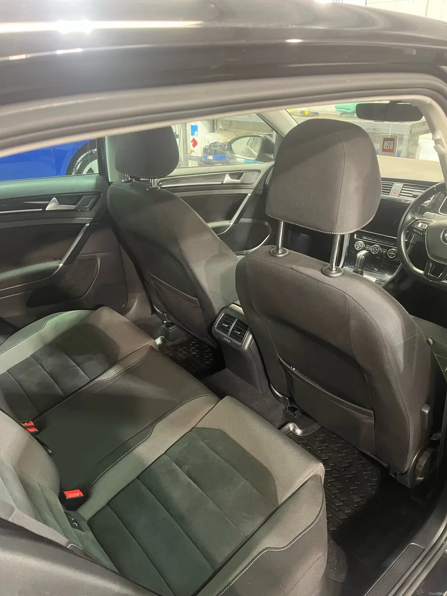 2018 Highline golf low mileage - Image 5