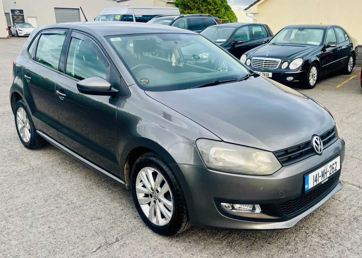 2014 Volkswagen Polo  1.2L LOW KMS - Image 4