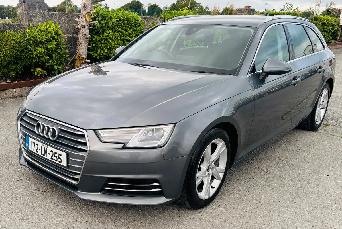 2017 Audi A4  2.0L TDI ESTATE - Image 4