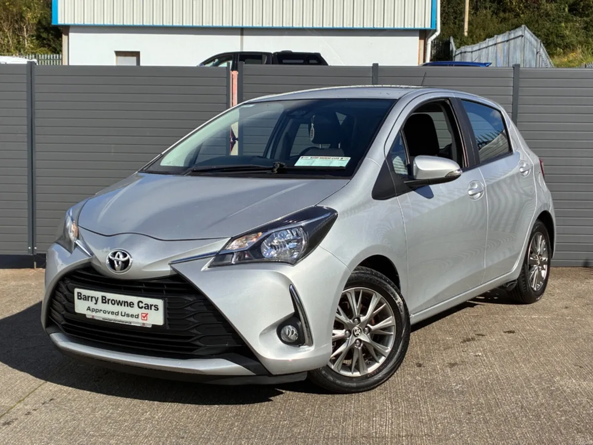 Toyota Yaris 1.0 LUNA 4DR - Image 1