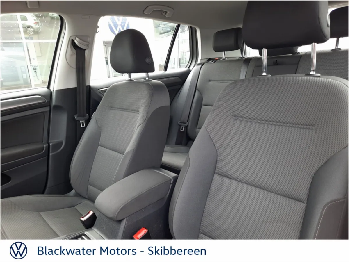 Volkswagen Golf 1.0TSI 110BHP 5DR COMFORTLINE - Image 2