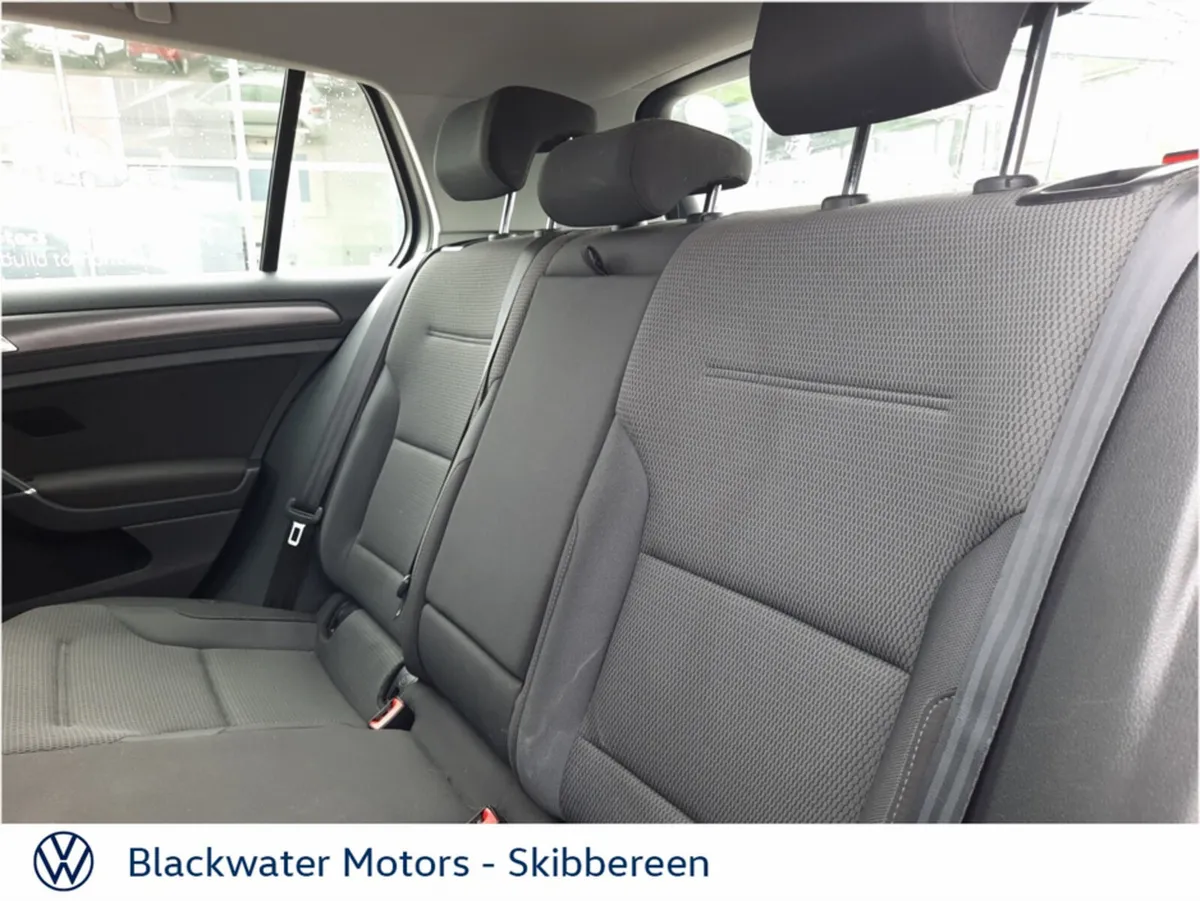 Volkswagen Golf 1.0TSI 110BHP 5DR COMFORTLINE - Image 4