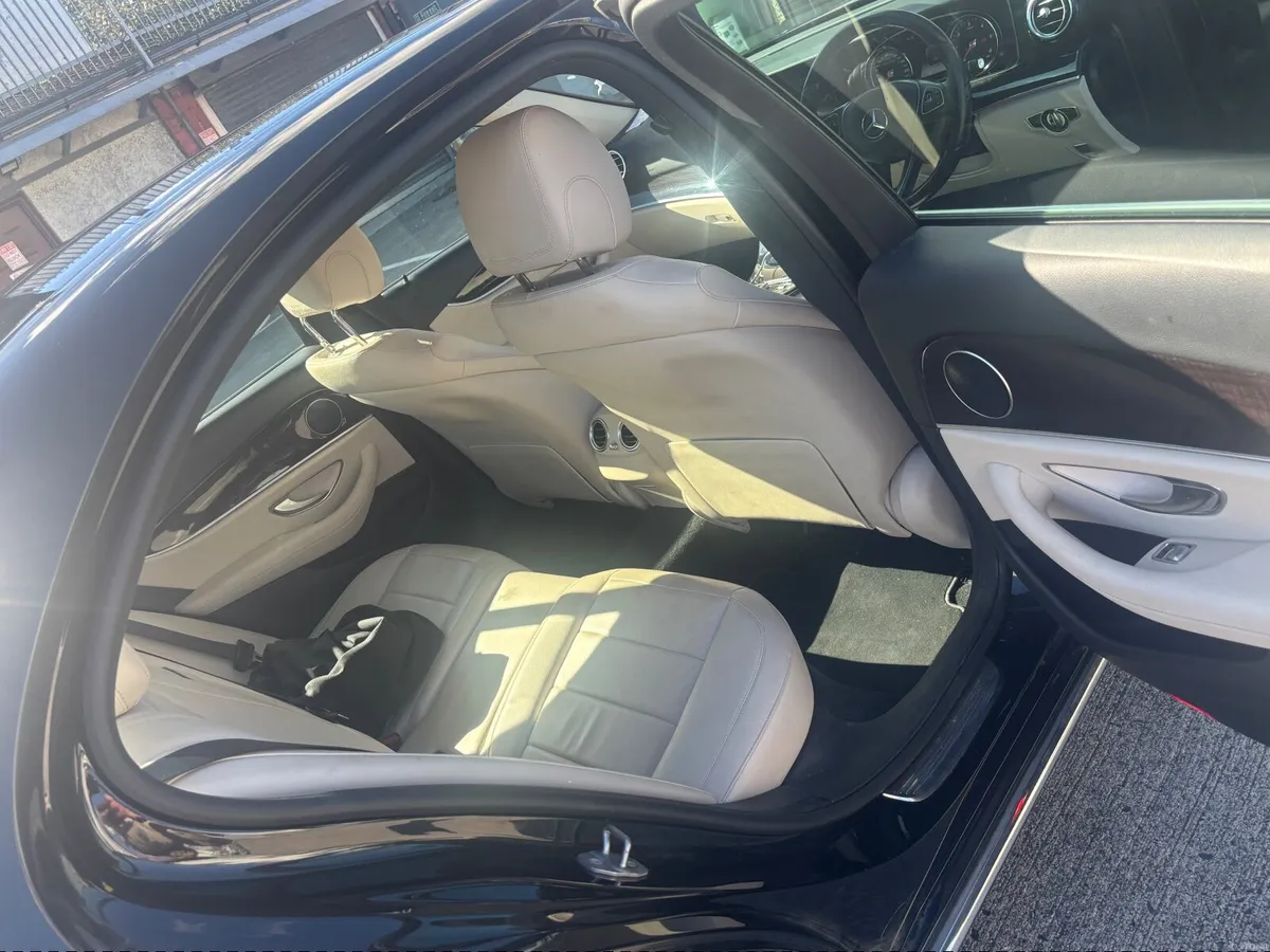 Mercedes-Benz E-Class 2018 - Image 5