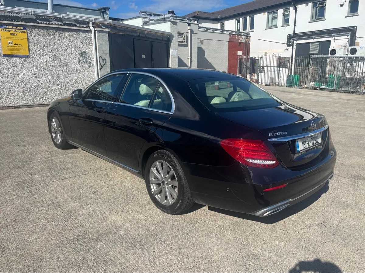 Mercedes-Benz E-Class 2018 - Image 1